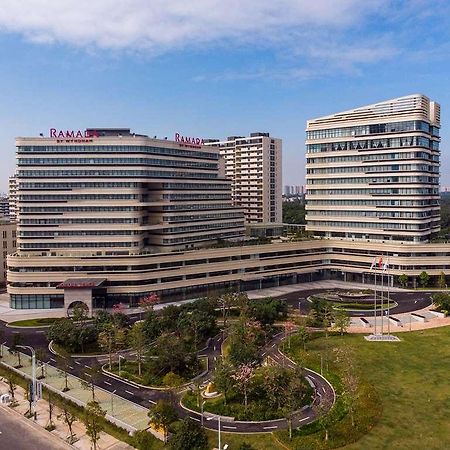 Ramada Maoming Dianbai Hotel Bagian luar foto
